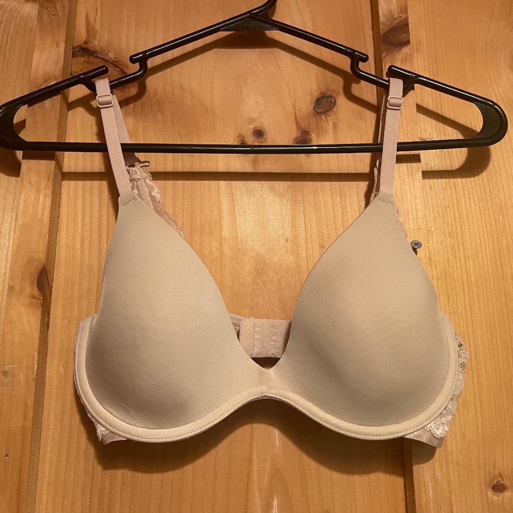 On Gossamer convertible strap bra